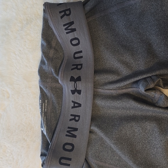 Under Armour small - Picture 6 of 6